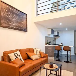 L'atelier A Magnifique Loft Avec Terrasse Privee Saint-Etienne (Loire)
